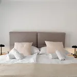 Bella Vista